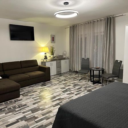 Apartmany Piller Roudnice nad Labem Buitenkant foto
